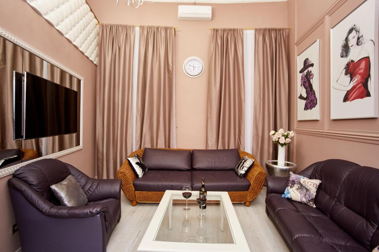 Langery Residence Central Apartments オデッサ エクステリア 写真