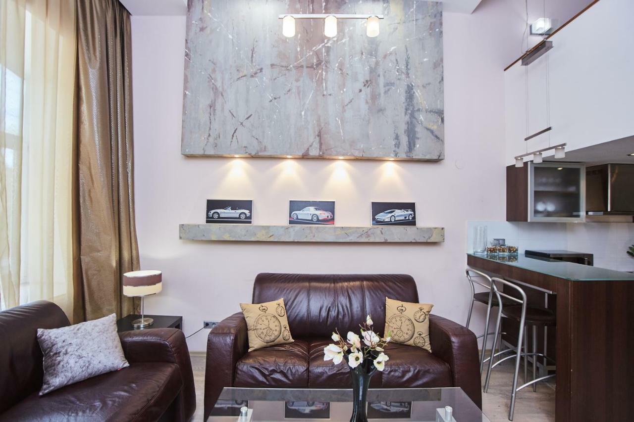 Langery Residence Central Apartments オデッサ エクステリア 写真