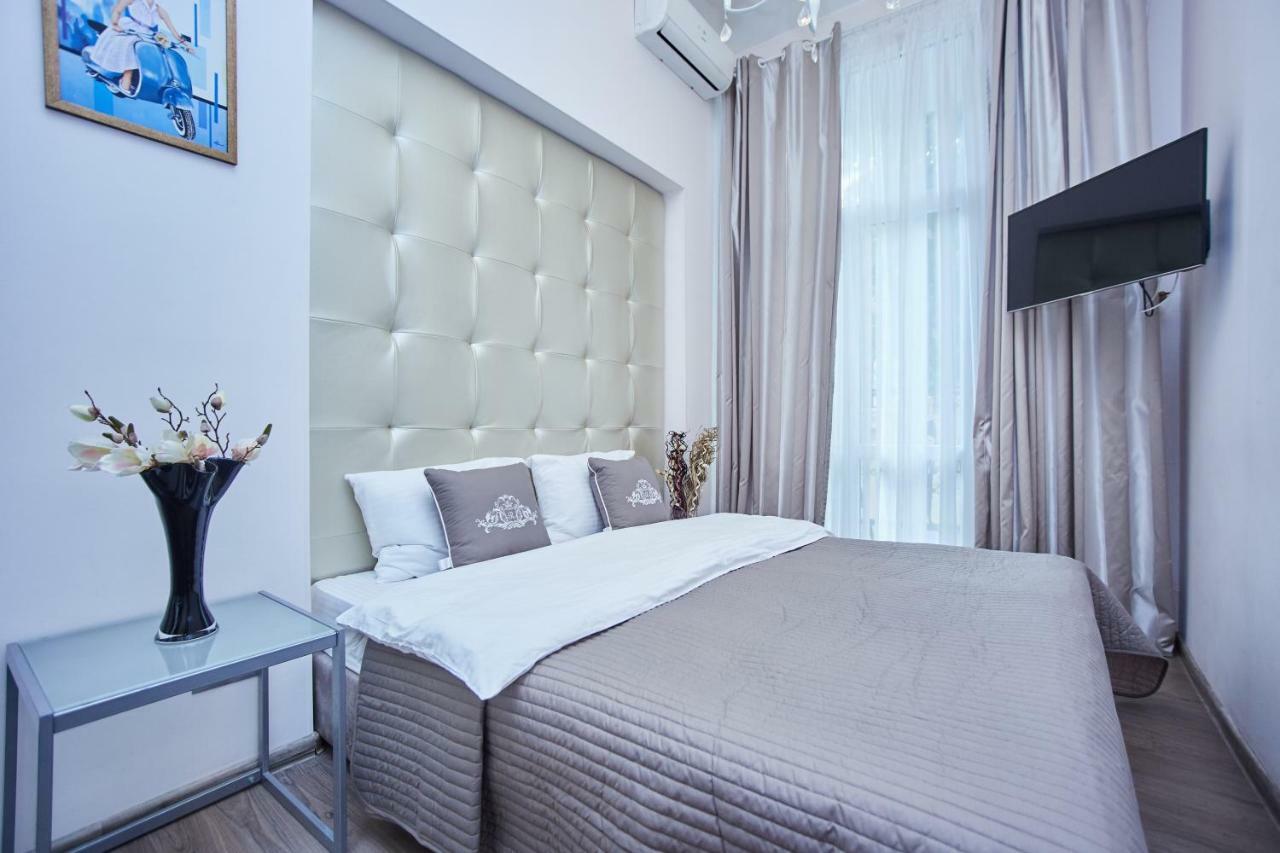 Langery Residence Central Apartments オデッサ エクステリア 写真